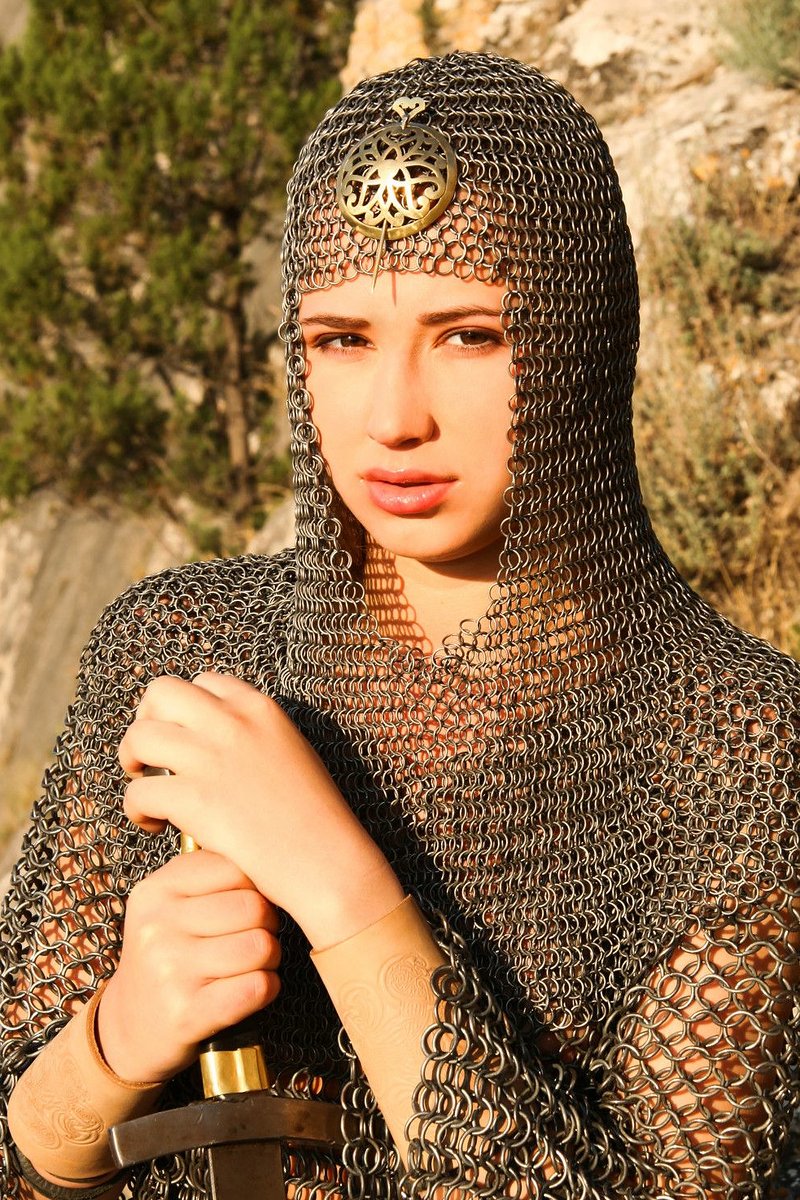 Света, 25